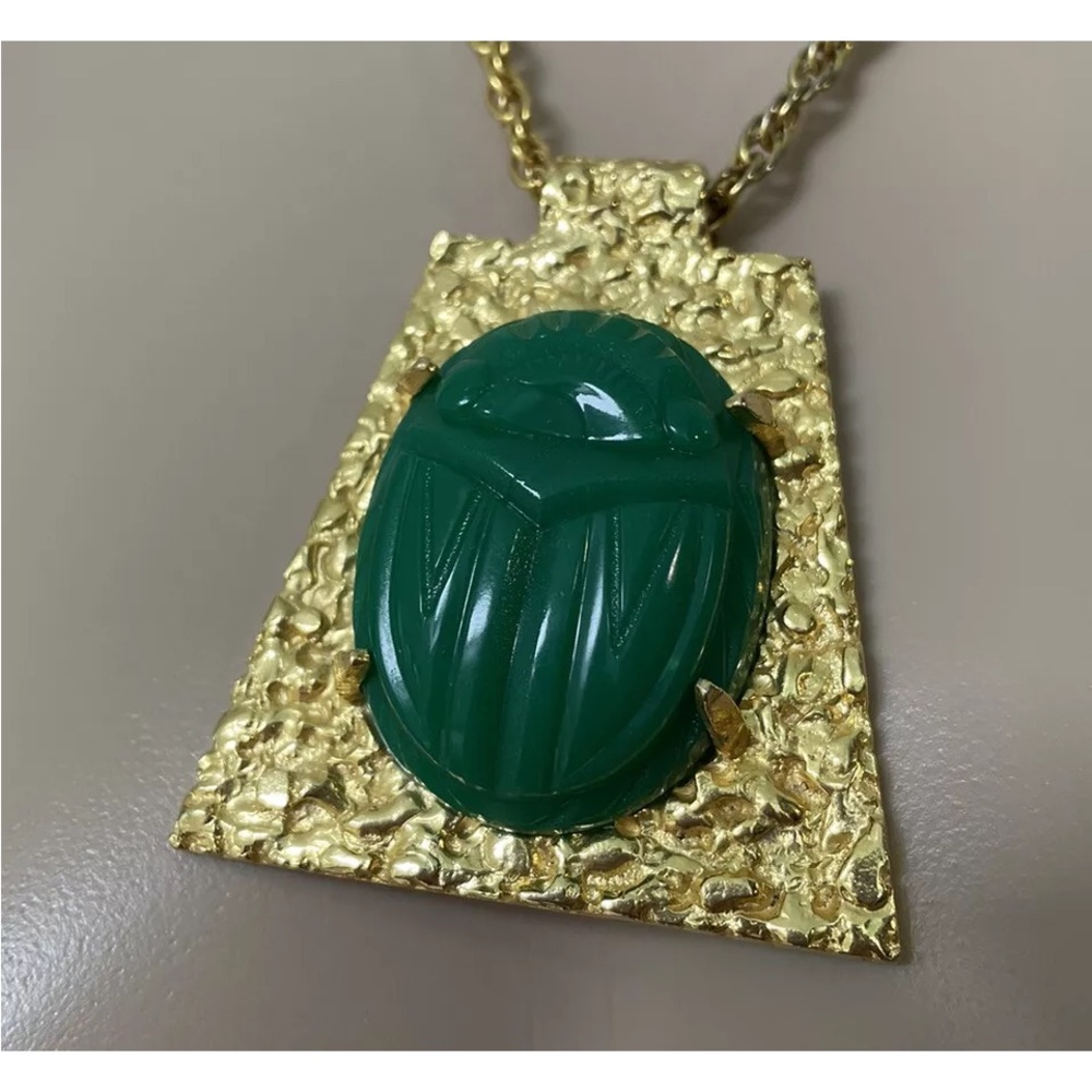 Kenneth Jay Lane vintage necklace green scarab - Picture 2 of 5